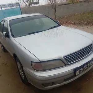 Nissan Cefiro, 1998