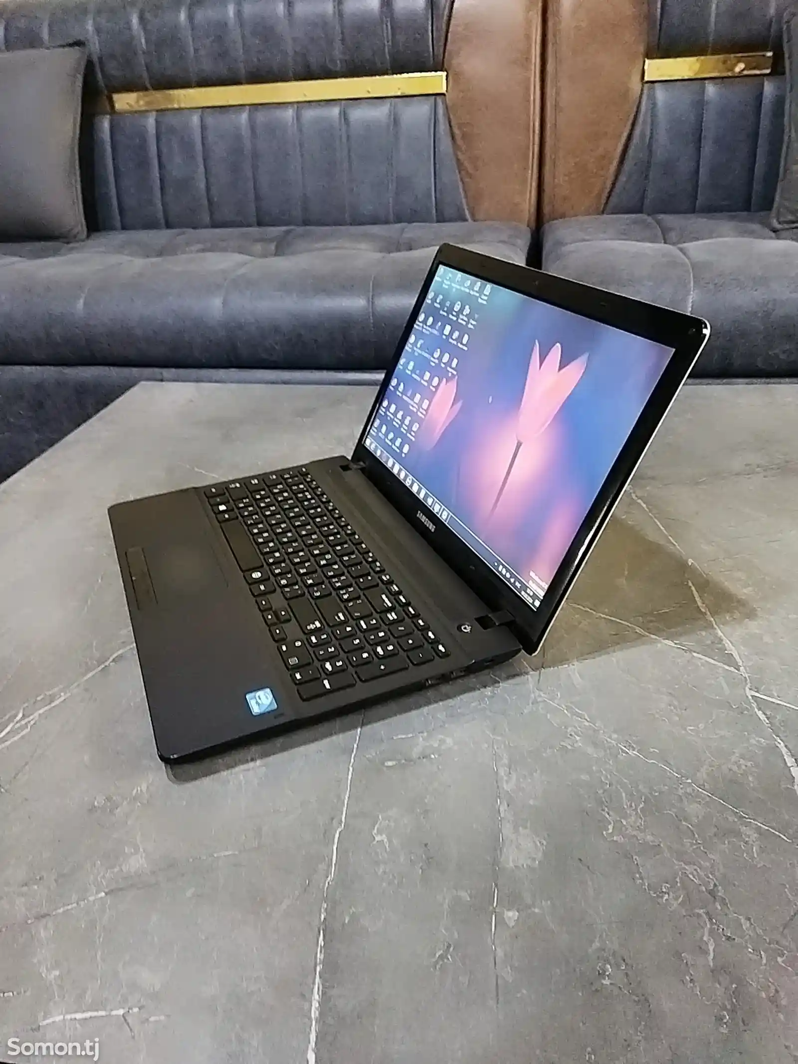 Ноутбук Samsung-6
