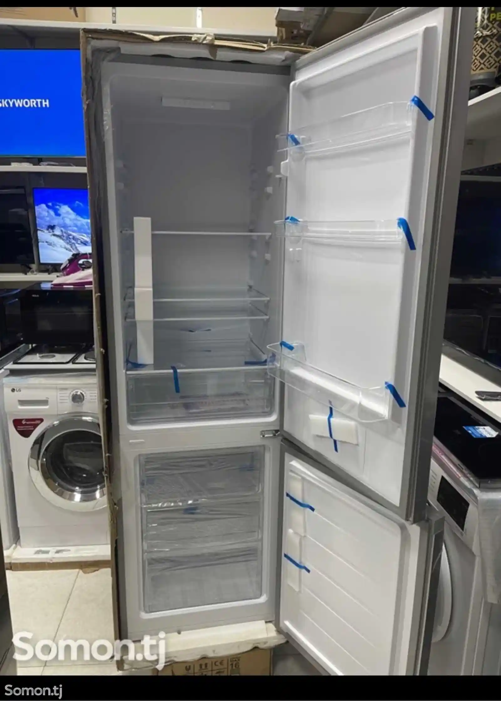 Холодильник Sat-2