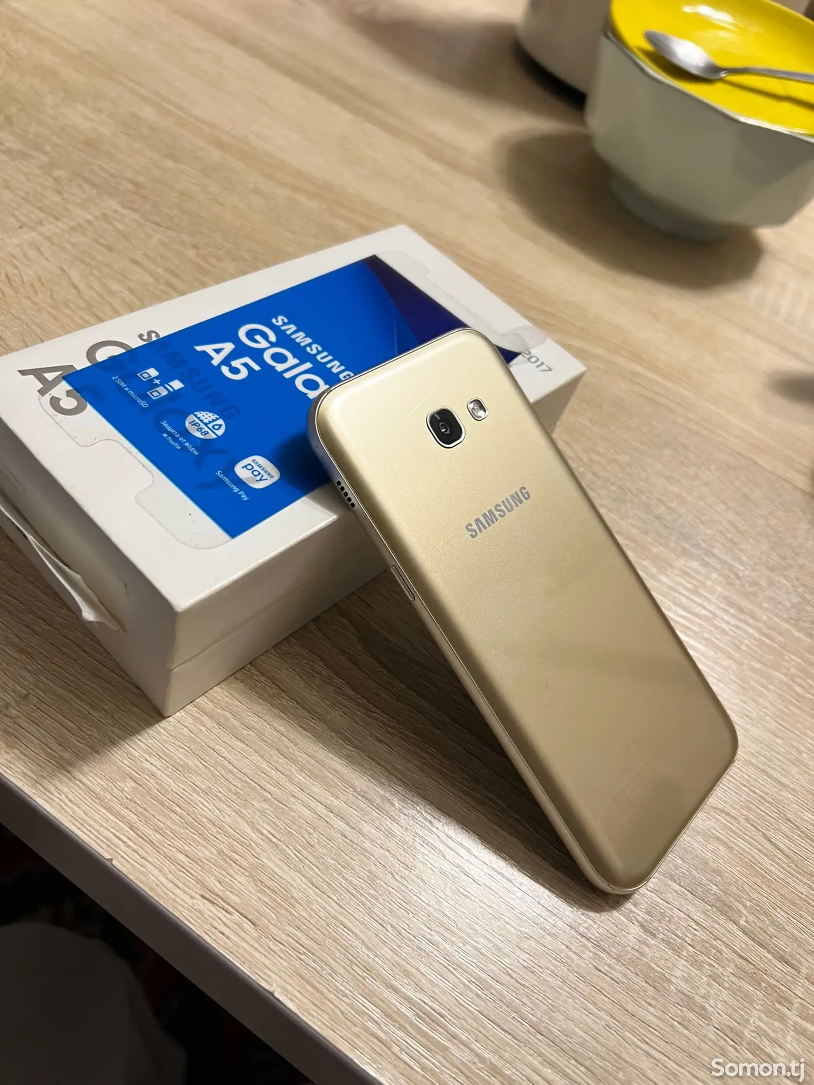 Samsung Galaxy A5-1