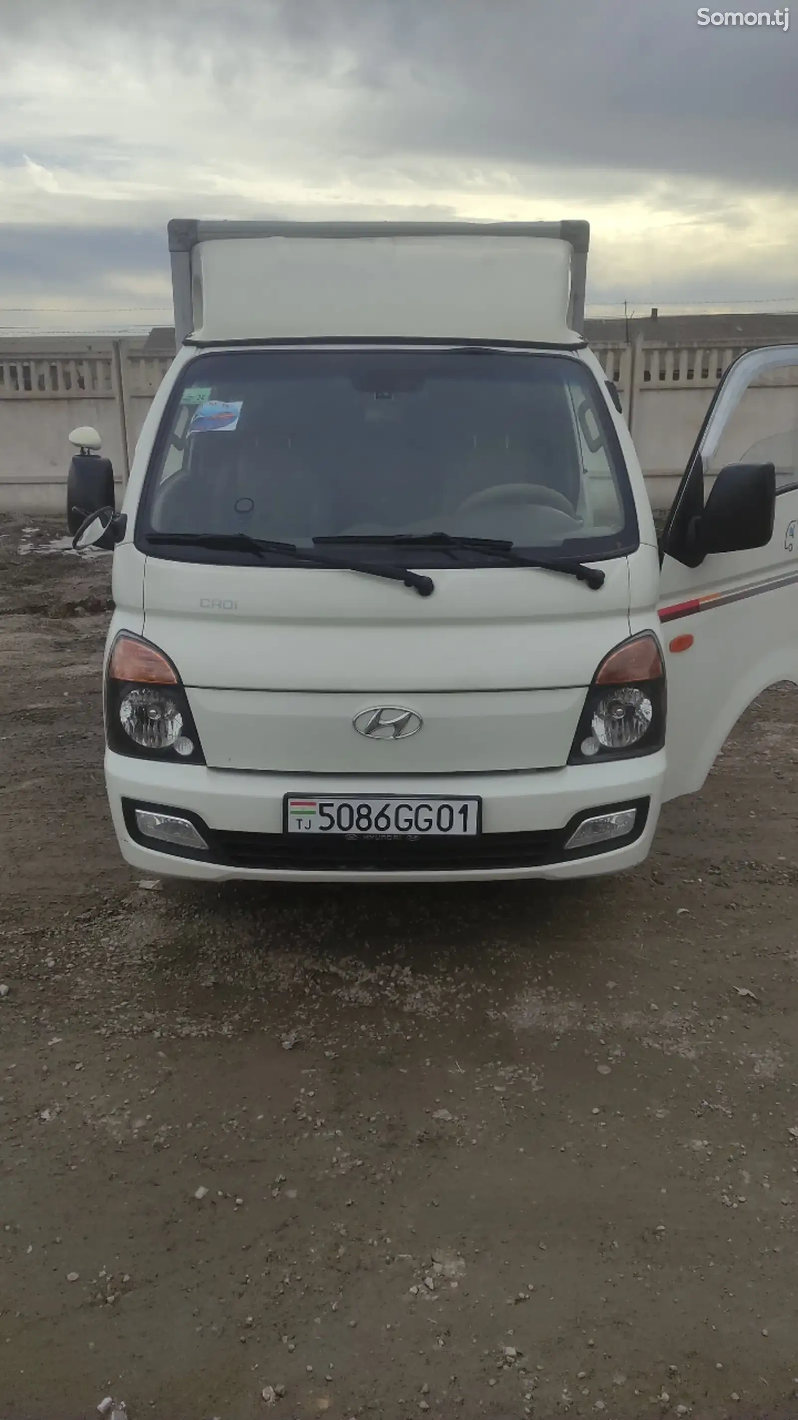 Бортовой автомобиль Hyundai Porter, 2016