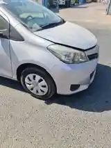 Toyota Vitz, 2014-8