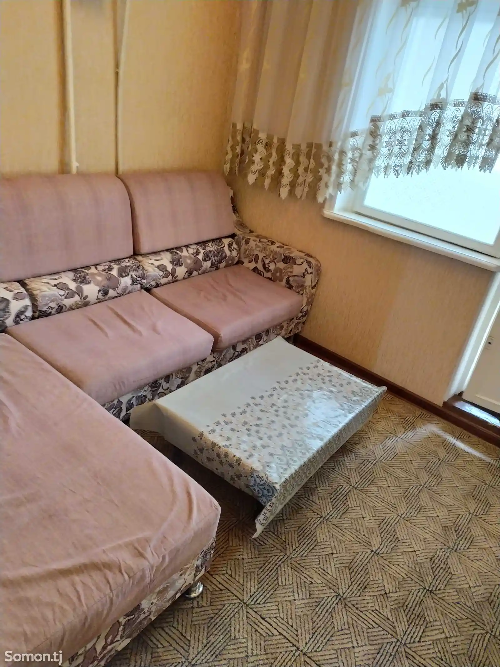 Угловой диван для кухни-1