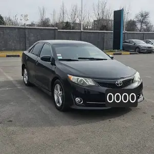 Toyota Camry, 2012