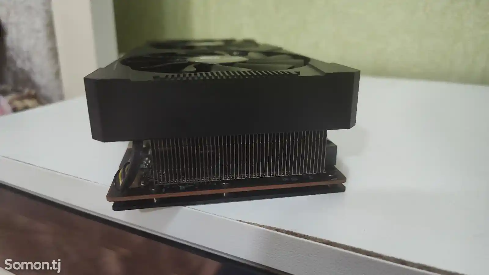 Видеокарта Radeon RX 5700 XT-6