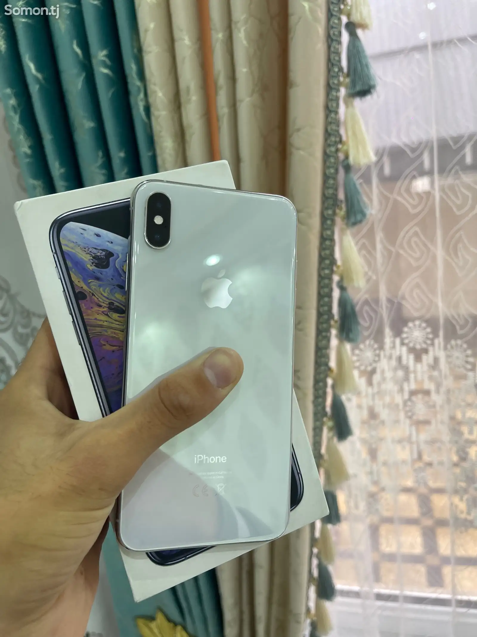 Apple iPhone Xs Max, 256 gb, Silver-1