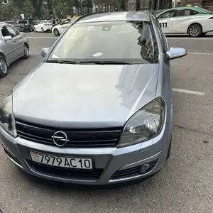 Opel Astra H, 2004