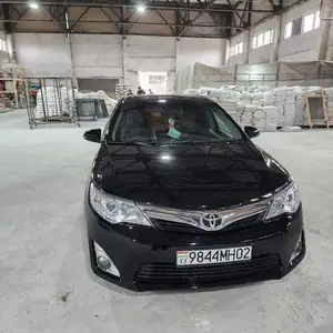 Toyota Camry, 2012