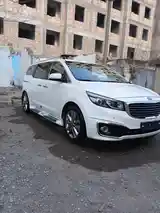 Kia Carnival, 2015-2