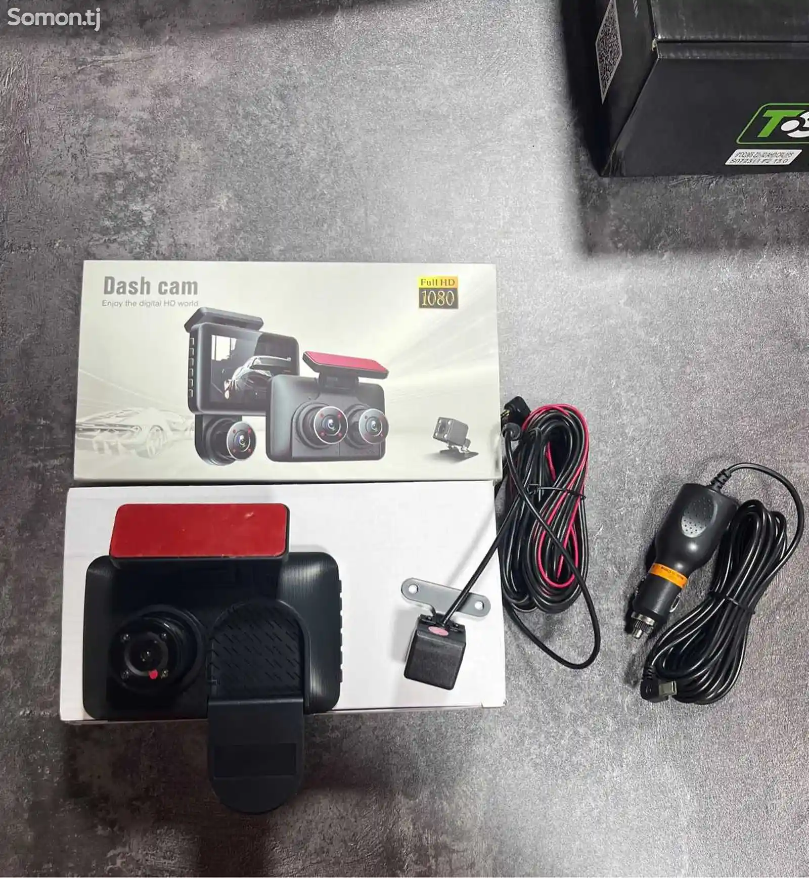 Видеорегистратор с 3-я камерами, регистратор с камерами перед,салон и задняя кам-2