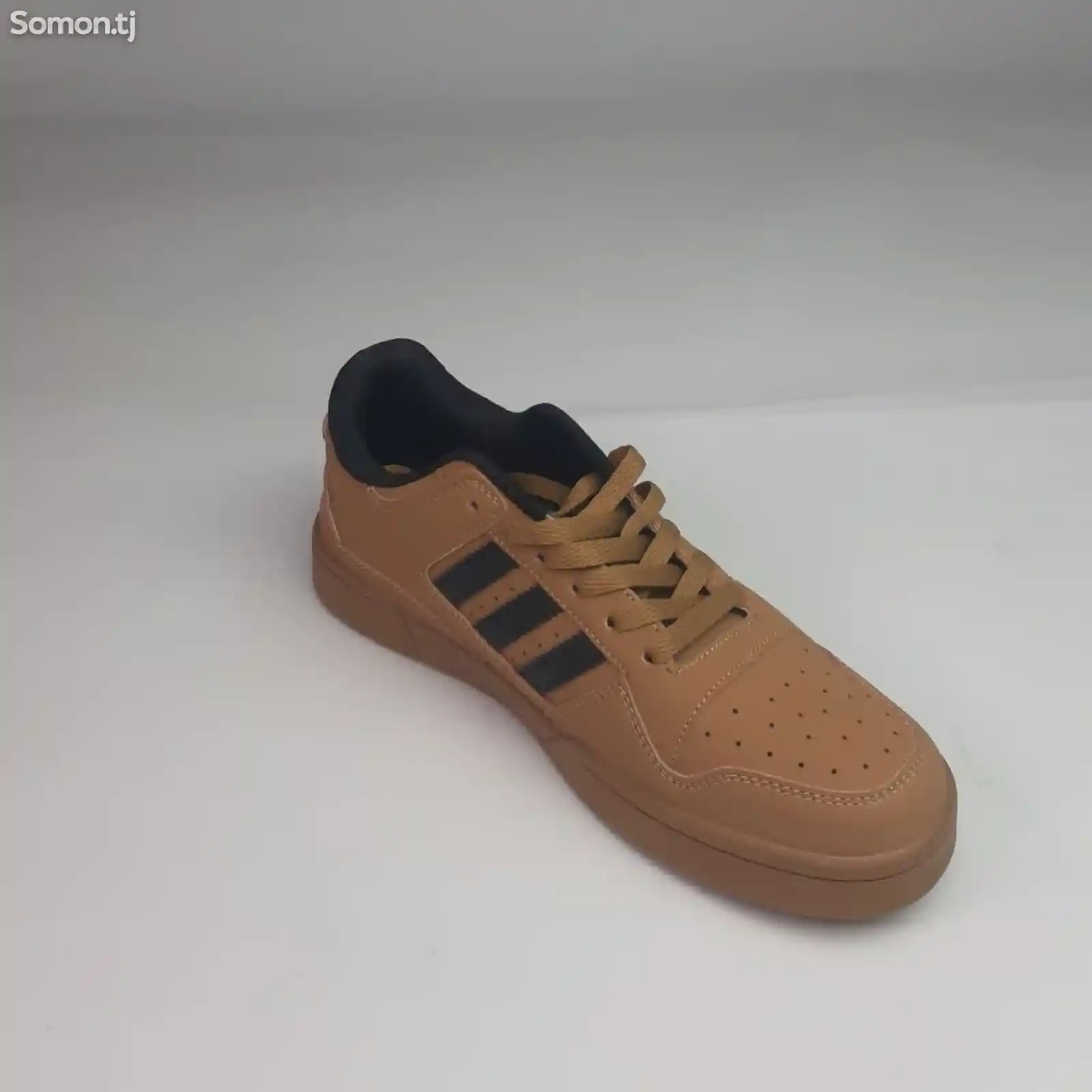 Кроссовки adidas-3