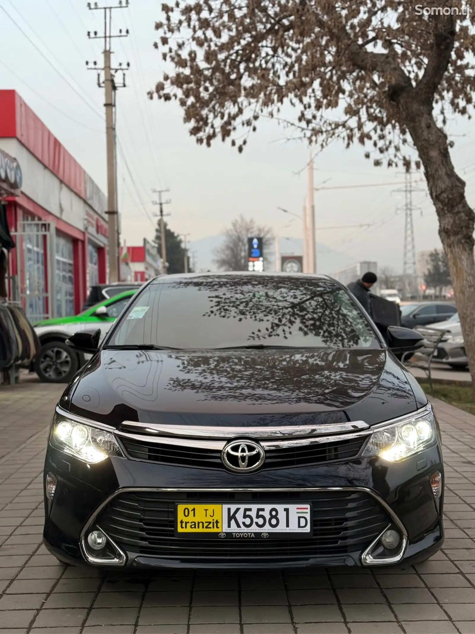 Toyota Camry, 2016-1