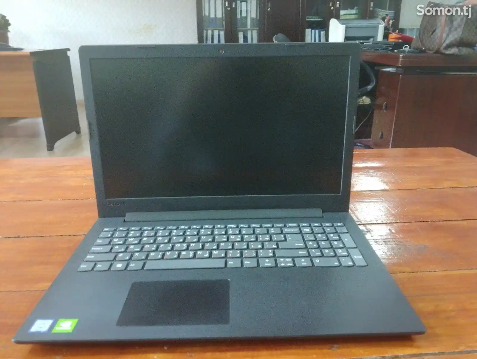 Ноутбук Lenovo-1