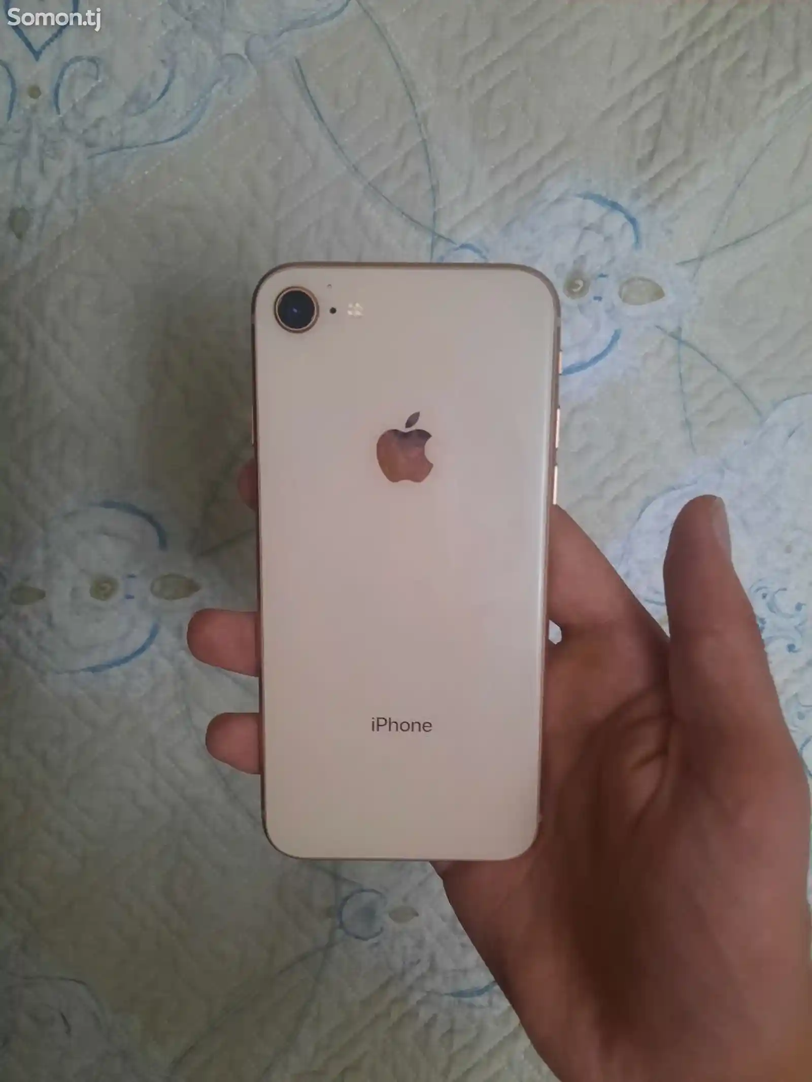 Apple iPhone 8, 64 gb, Gold-3