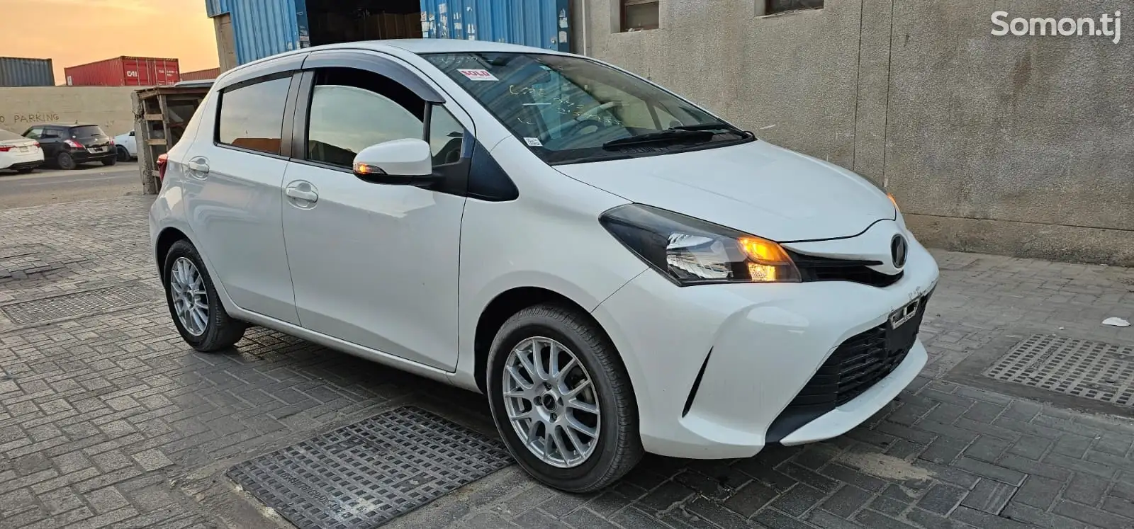 Toyota Vitz, 2015-1