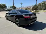 Toyota Camry, 2017-4