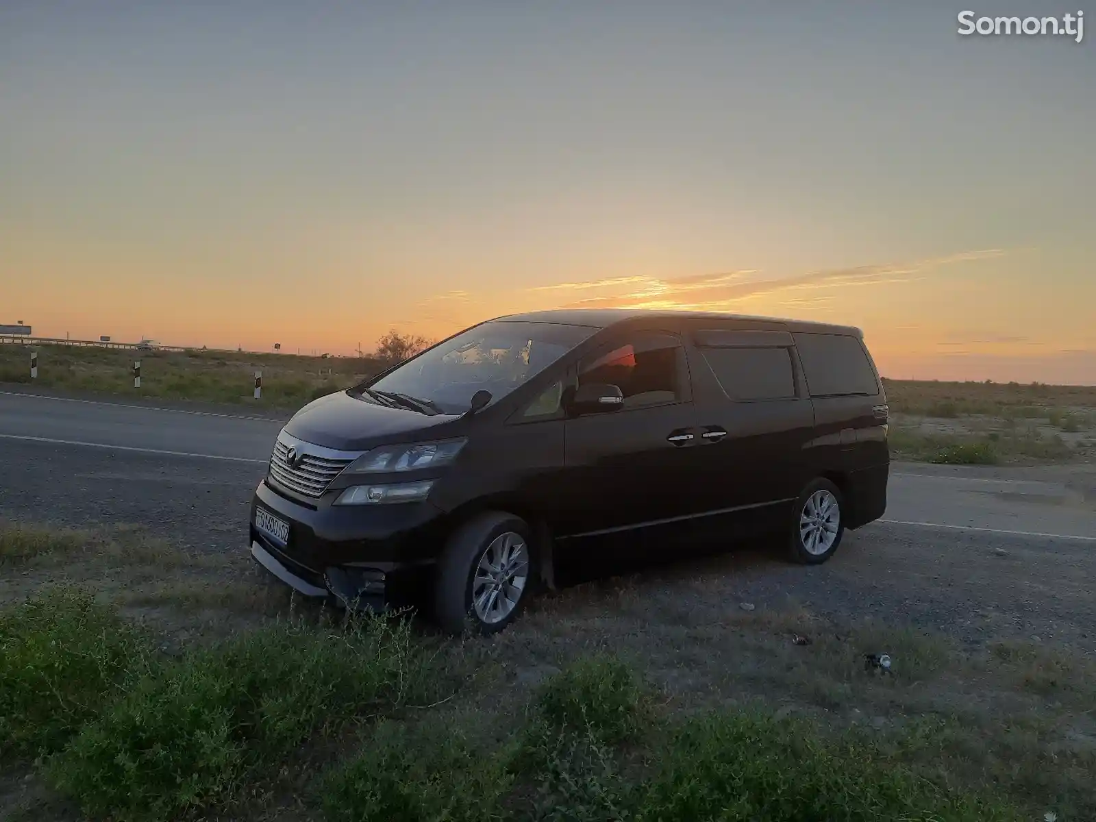 Toyota Vellfire, 2008-2