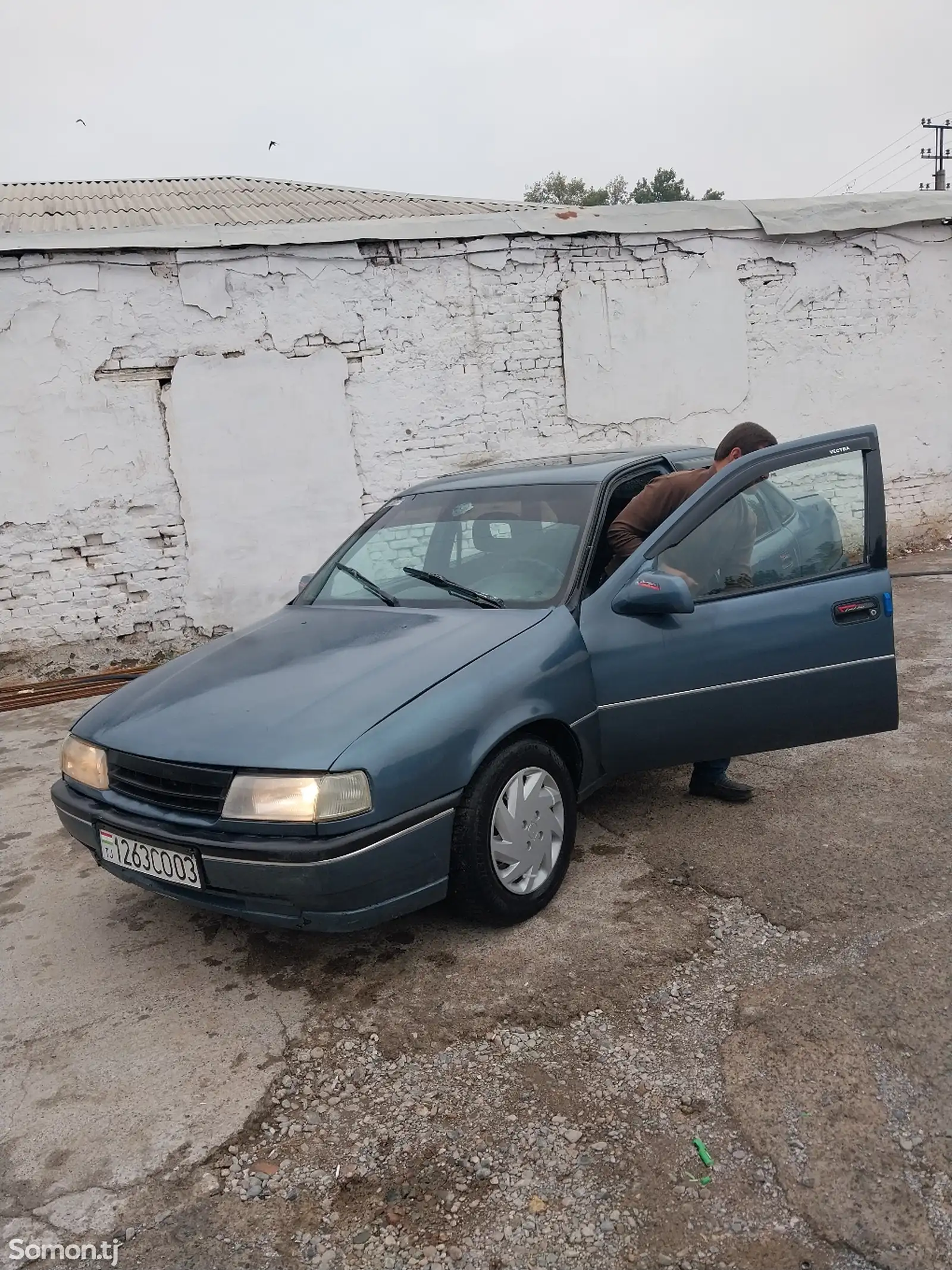 Opel Vectra A, 1992-3