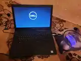 Ноутбук Dell-3