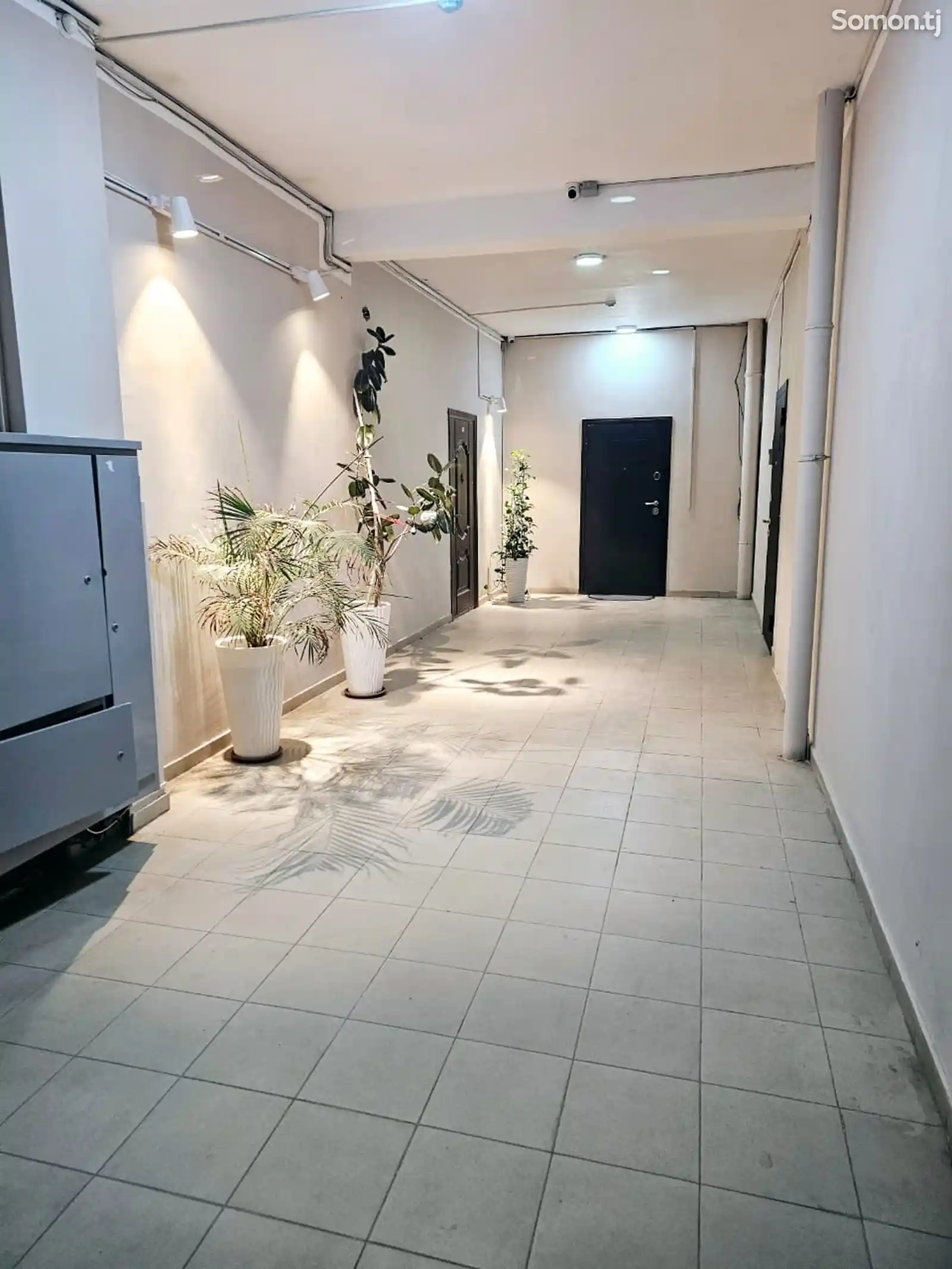 5-комн. квартира, 8 этаж, 170 м², Сомони-15