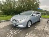 Hyundai Sonata, 2011-8