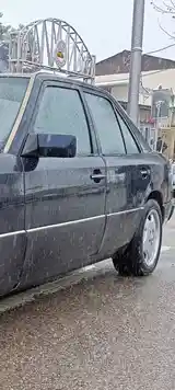 Mercedes-Benz W124, 1995-4