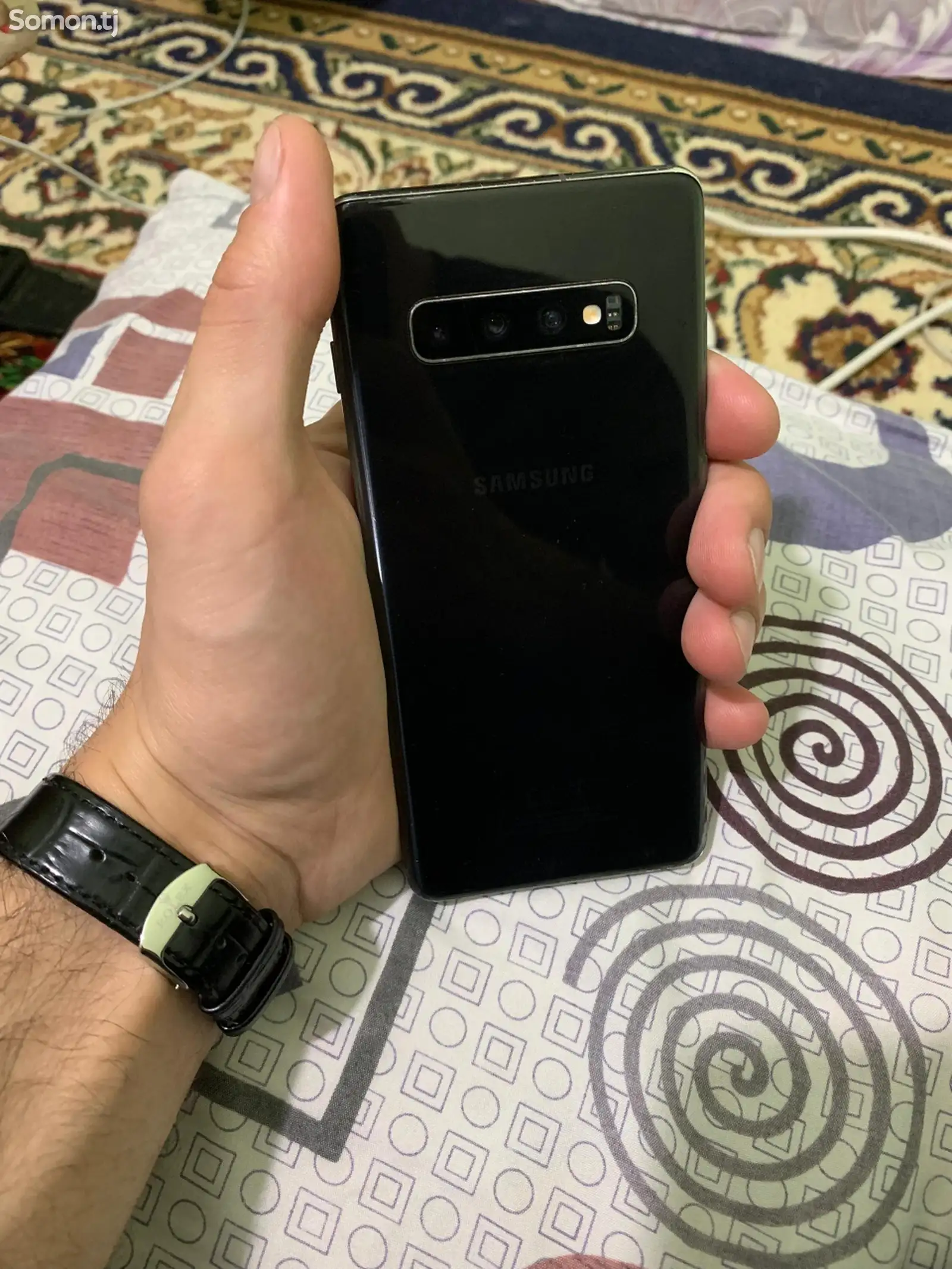 Samsung Galaxy S10+ 8/128gb-1