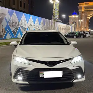 Toyota Camry, 2022