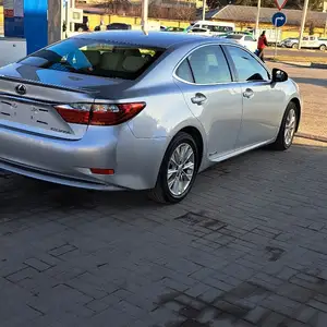 Lexus ES series, 2014