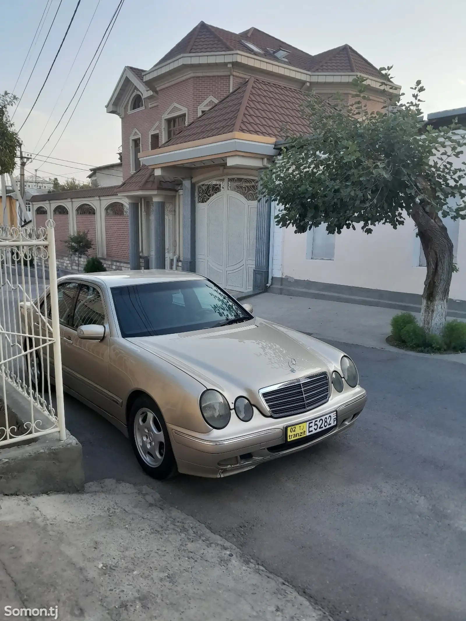 Mercedes-Benz E class, 2001