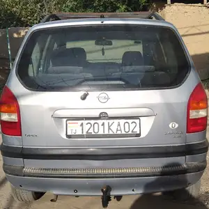 Opel Zafira, 2000