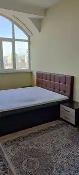 2-комн. квартира, 10 этаж, 74м², 82 мкр-5