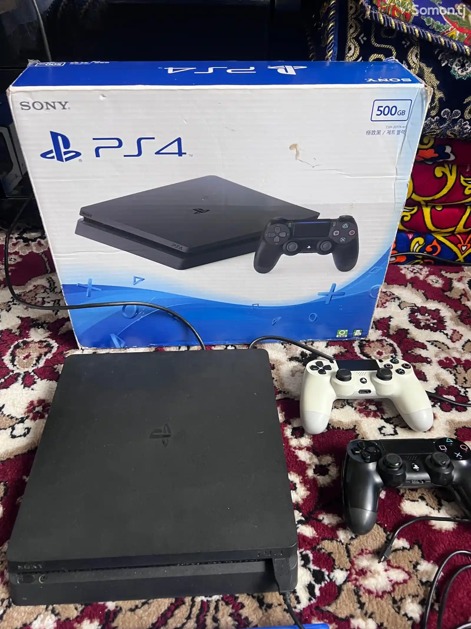 Игровая приставка Sony PlayStation 4 Slim-1