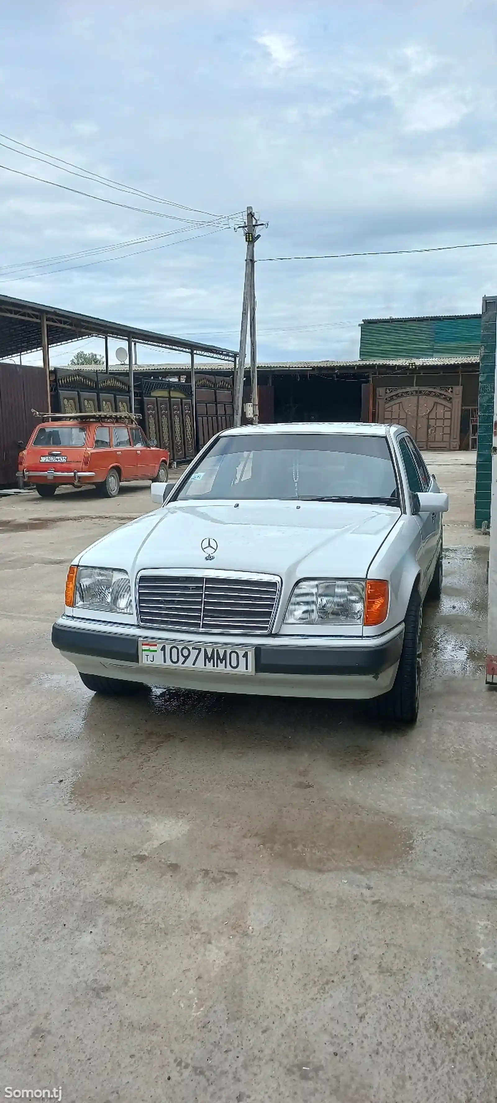 Mercedes-Benz W124, 1992-5