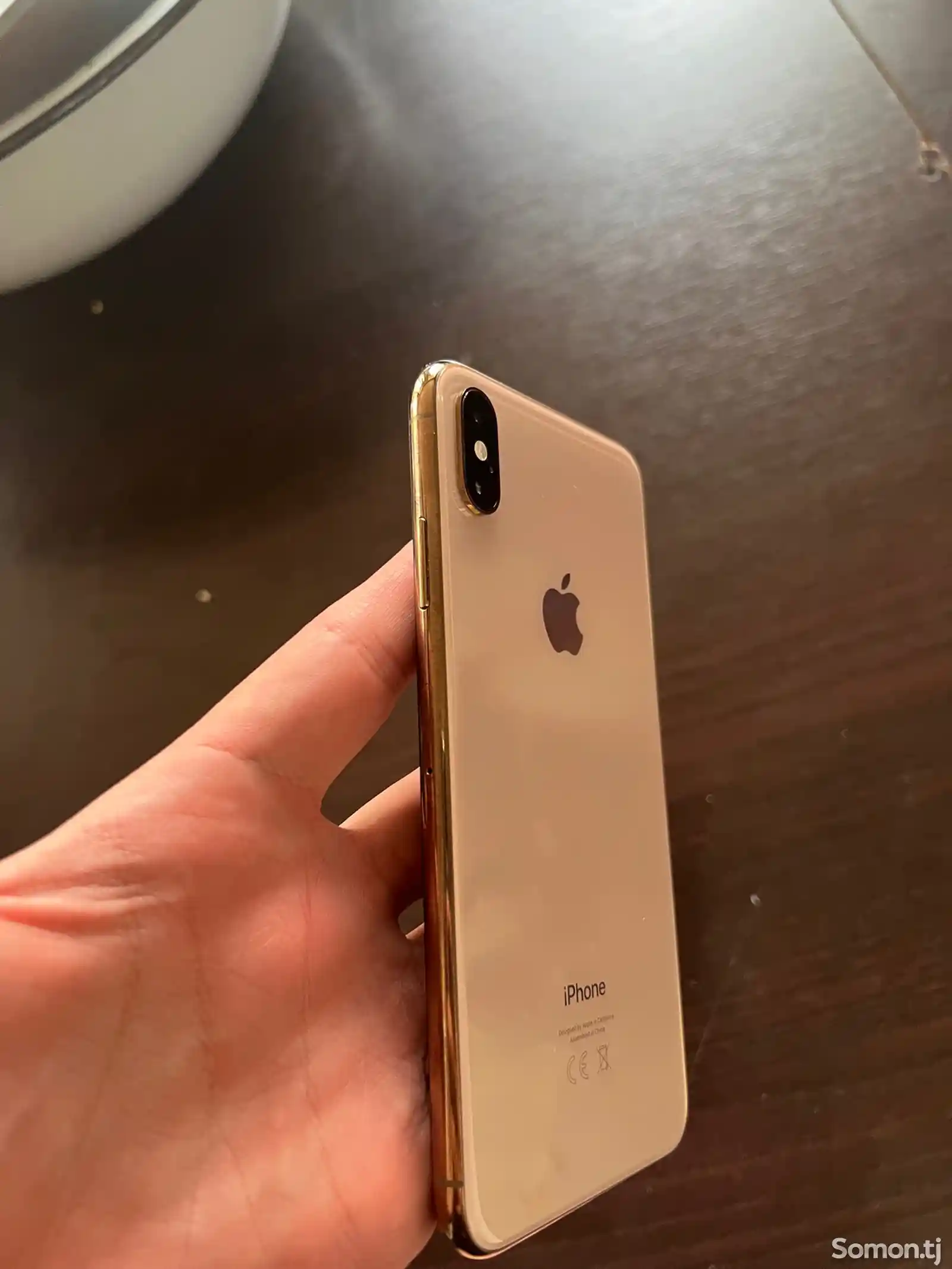 Apple iPhone Xs Max, 64 gb, Gold-3