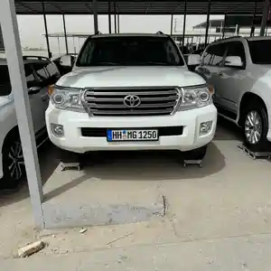 Toyota Land Cruiser, 2015