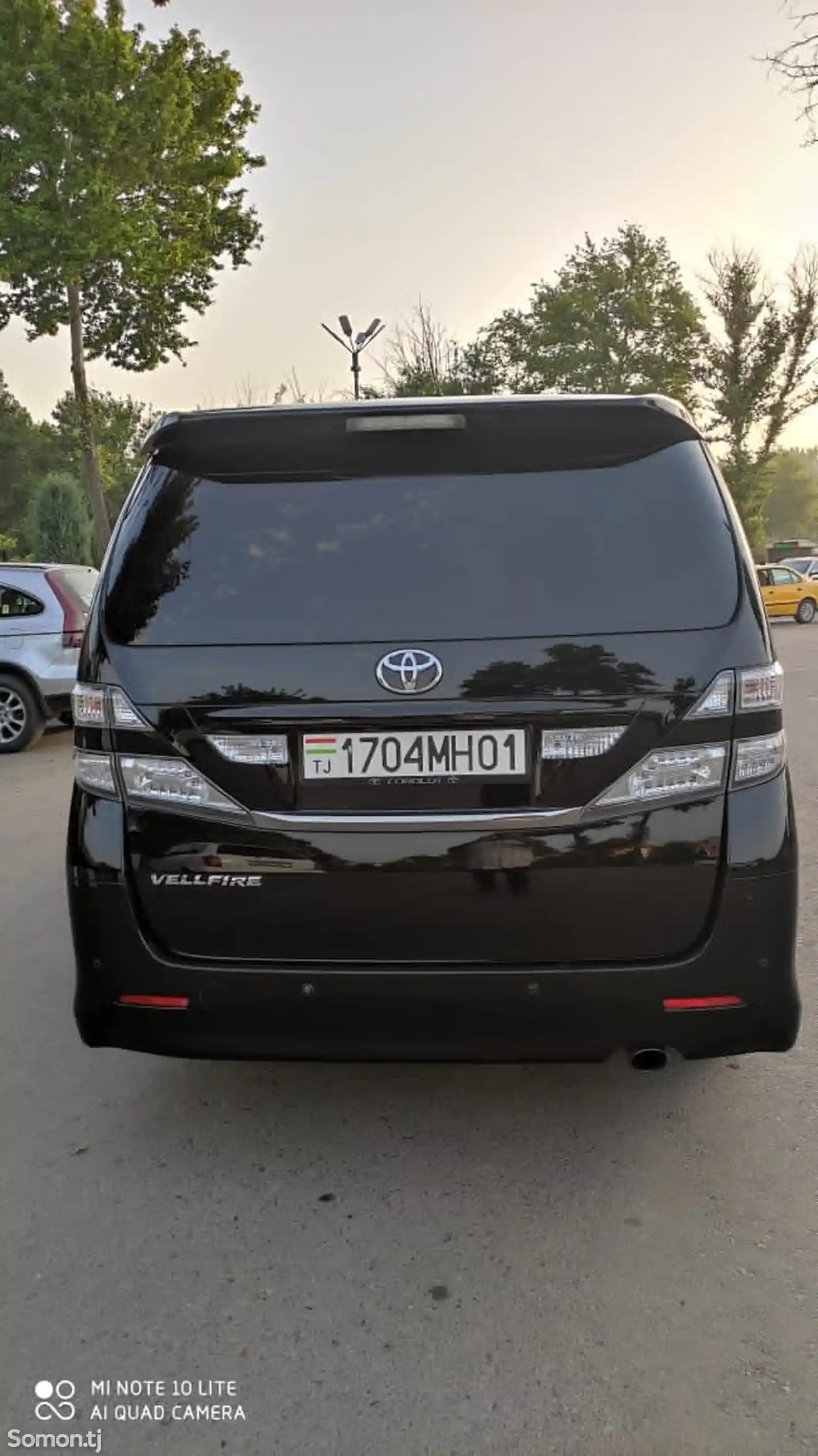 Toyota Vellfire, 2010-3