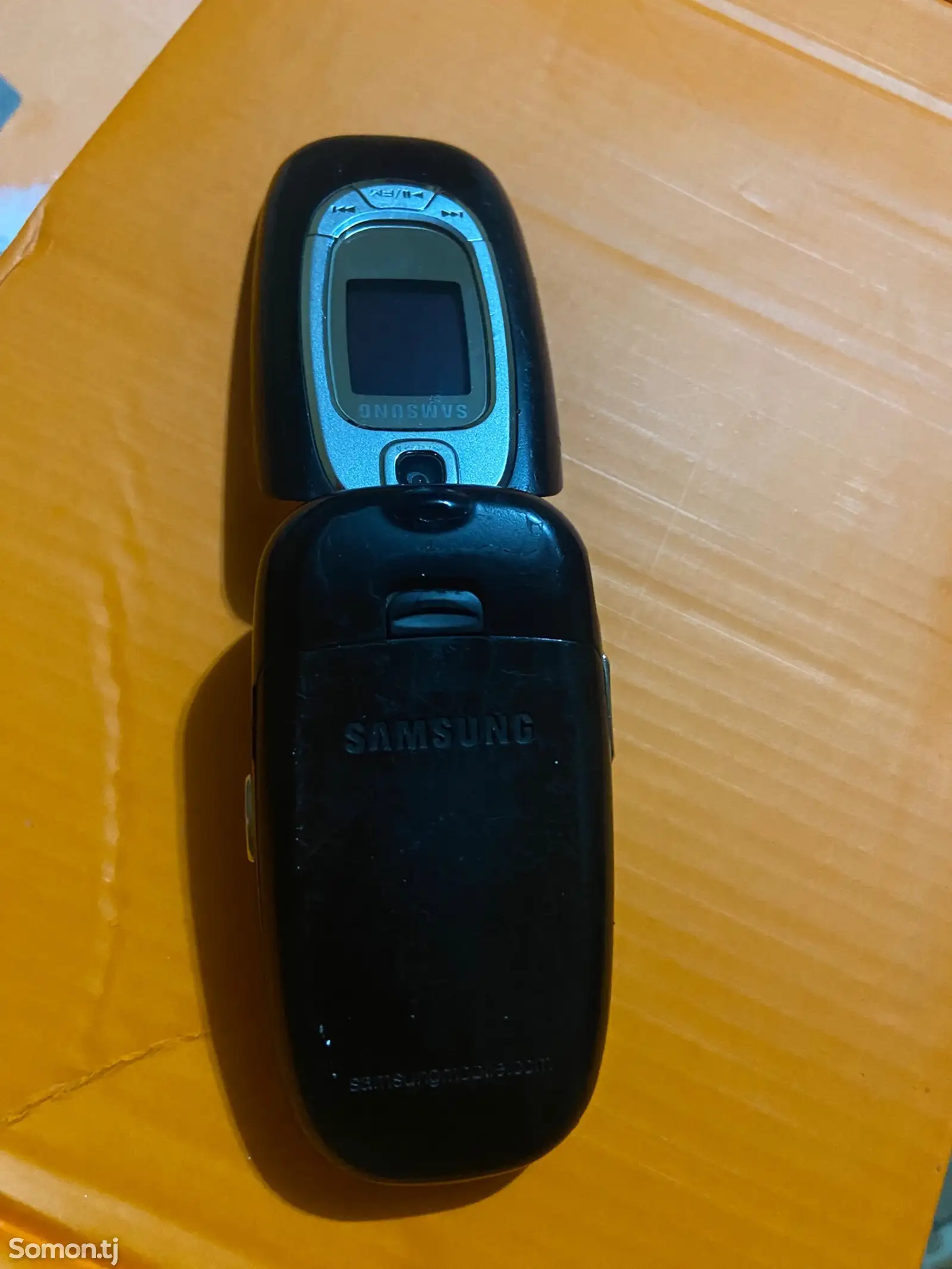 Телефон Samsung-3