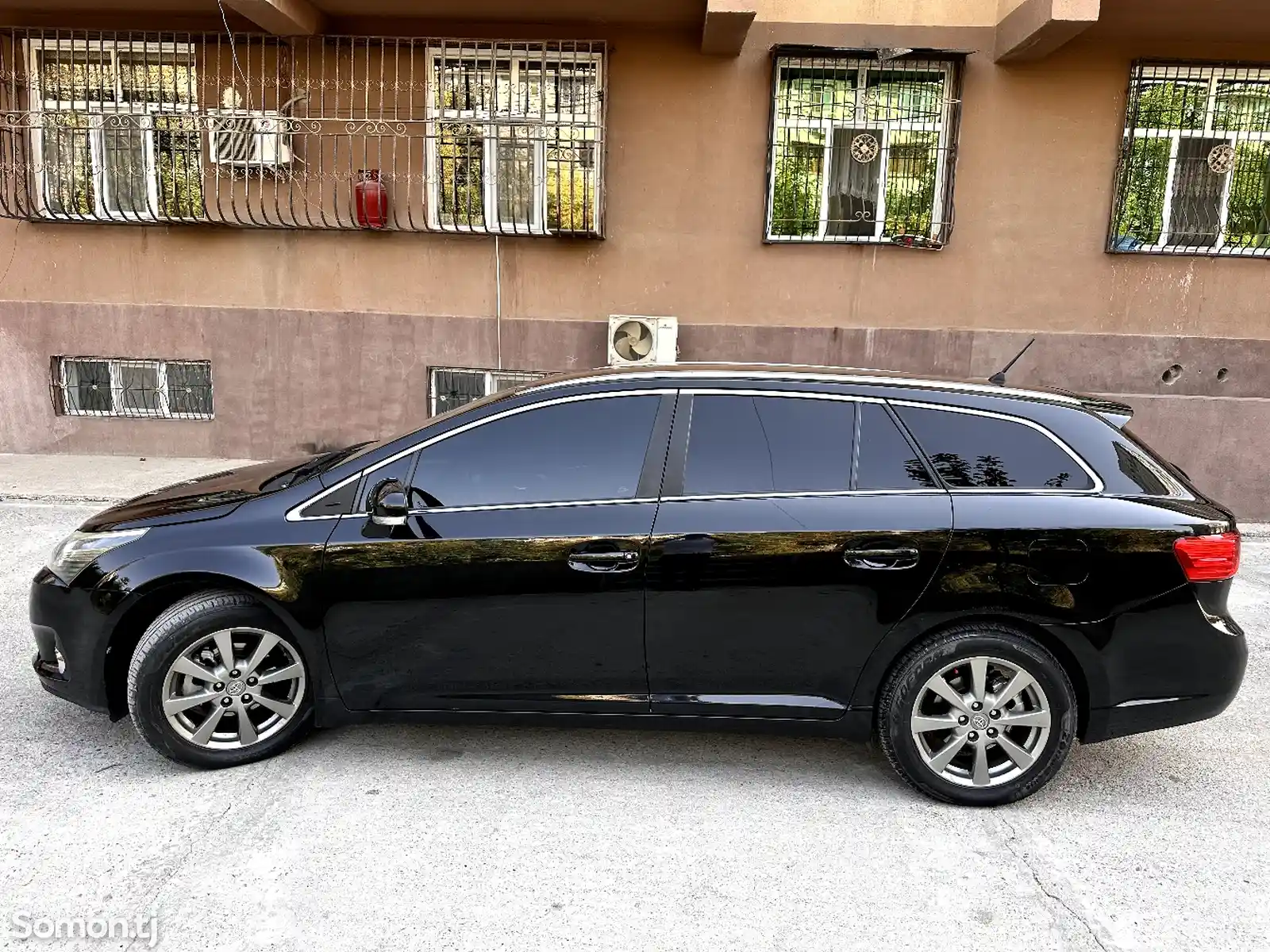 Toyota Avensis, 2014-5