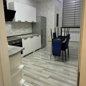 2-комн. квартира, 14 этаж, 75м², шератон