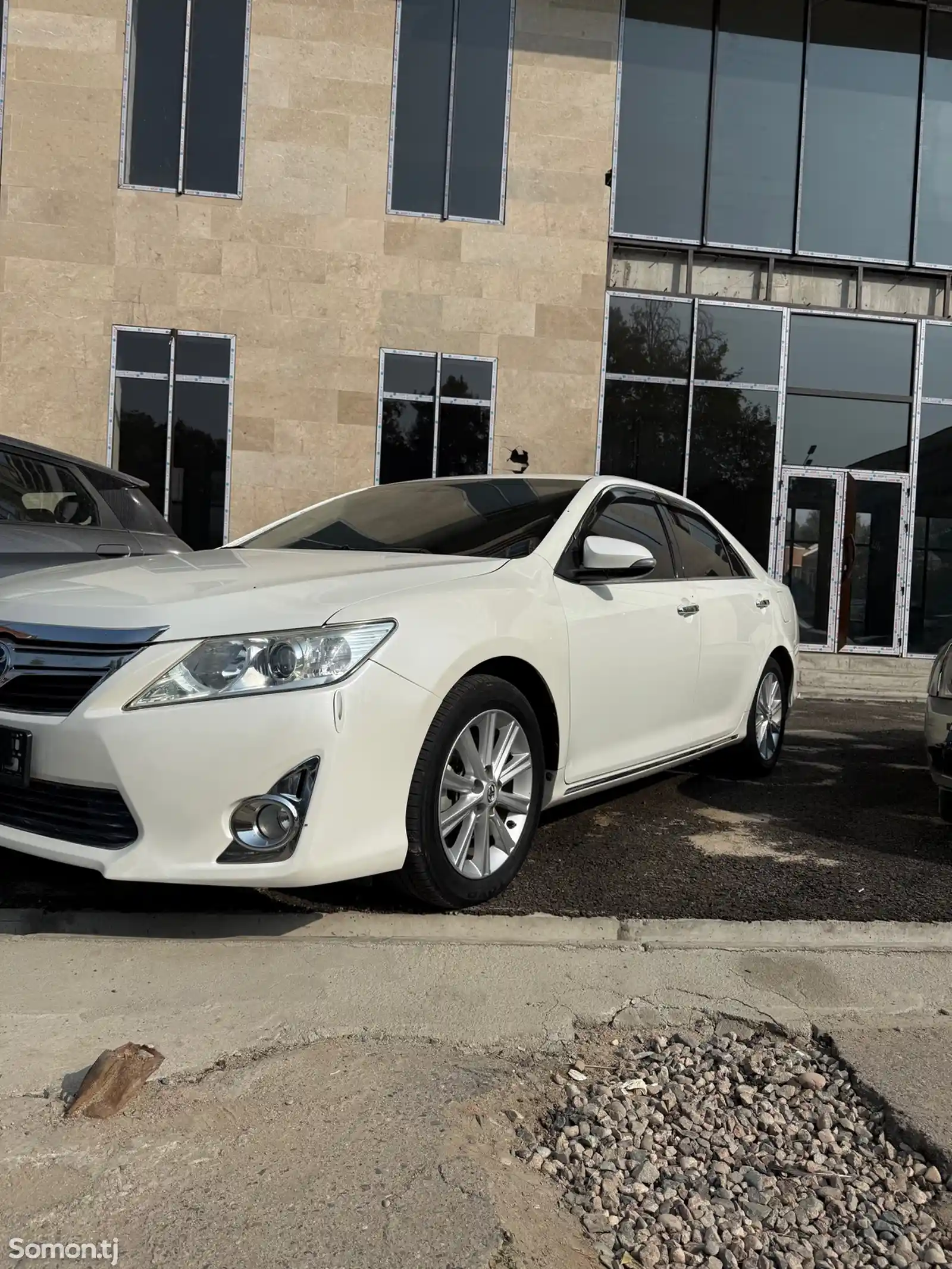 Toyota Camry, 2013-1