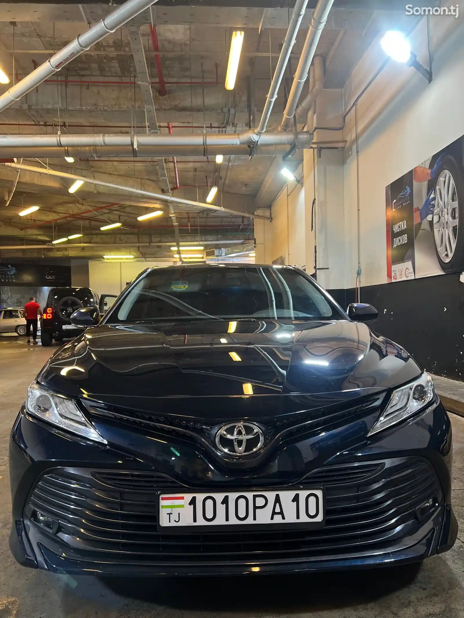 Toyota Camry, 2020-1