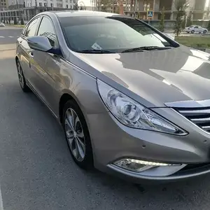 Hyundai Sonata, 2013