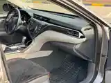 Toyota Camry, 2018-7