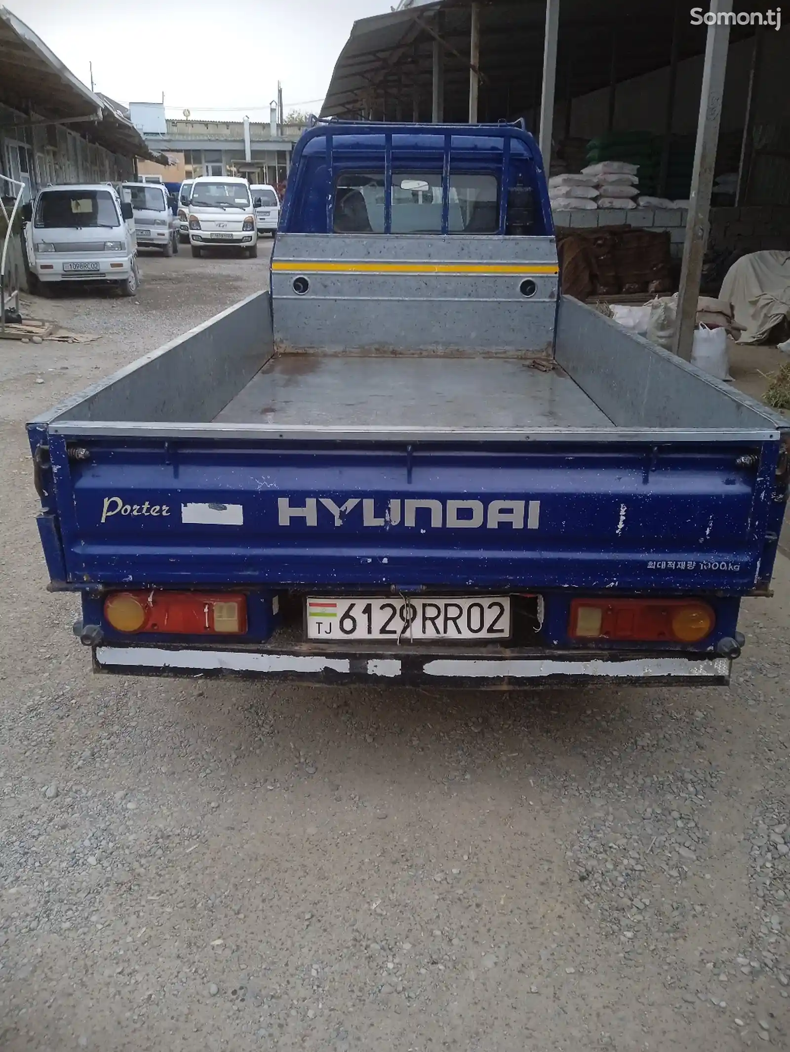 Бортовой автомобиль Hyundai Porter, 2001-1