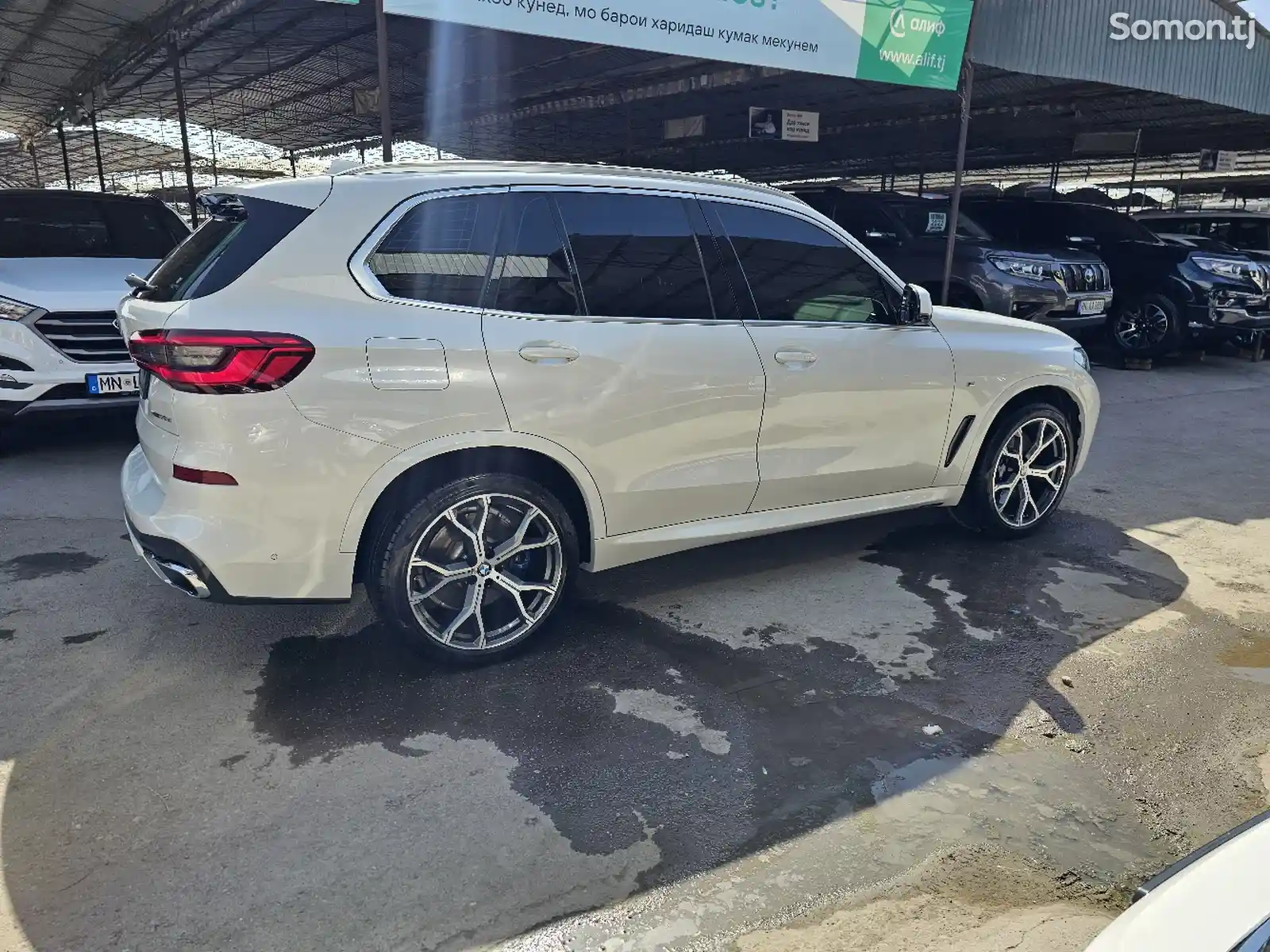 BMW X5, 2019-6