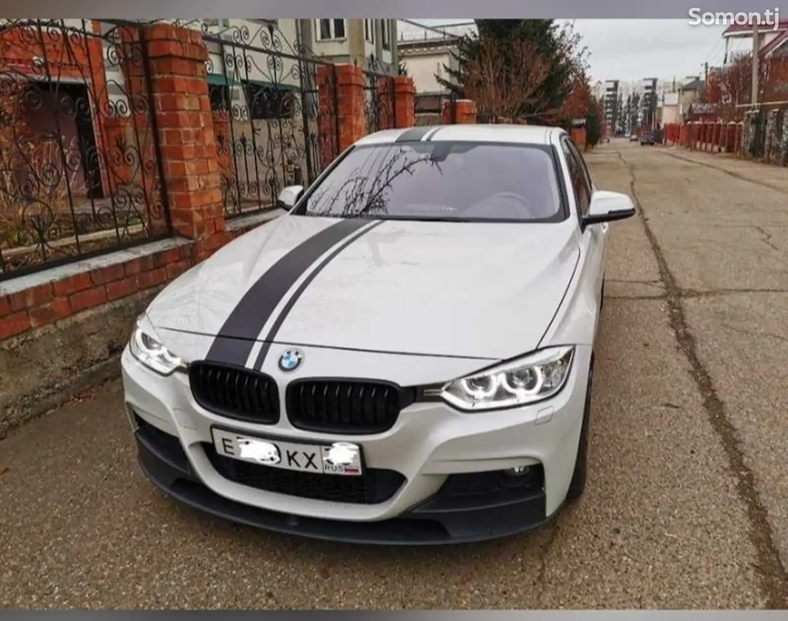 Лобовое стекло хамелеон BMW F30