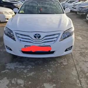 Toyota Camry, 2009