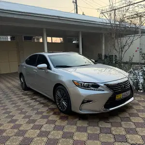 Lexus ES series, 2013