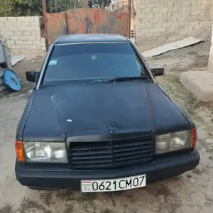 Mercedes-Benz W201, 1992